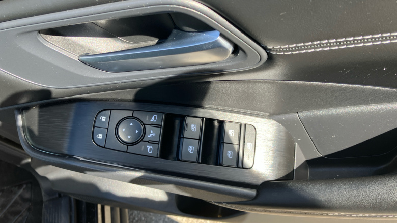 Nissan Qashqai 1.3 DiG-T MH 158 Acenta Premium 5dr Xtronic Petrol Hatchback